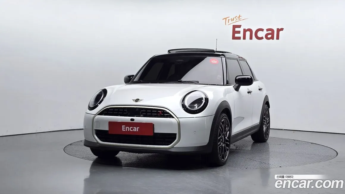 Mini Cooper 2025 из KR, фото 3