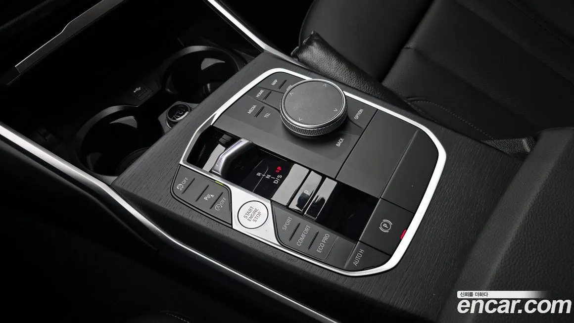 BMW 3-Series 2023 из KR, фото 9