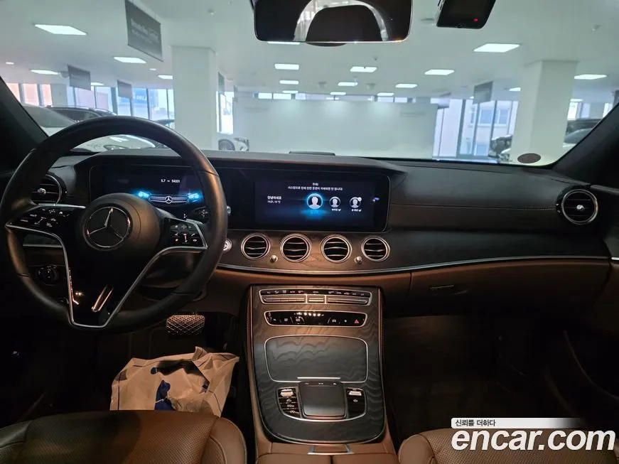 Mercedes-Benz E-Class 2023 из KR, фото 7