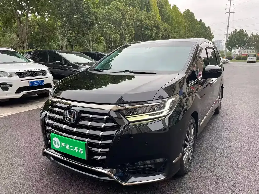 Honda Elysion 2023 из CN, фото 1