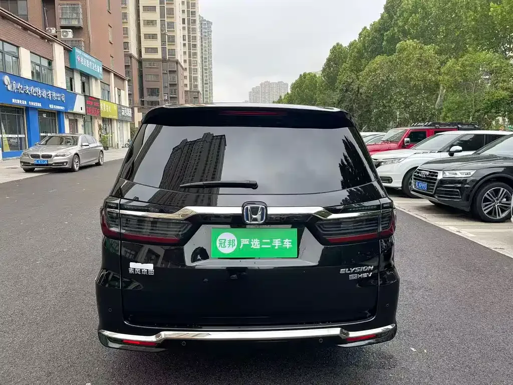 Honda Elysion 2023 из CN, фото 9