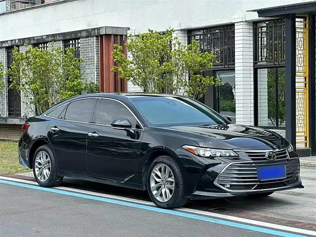 Toyota Avalon 2022 из CN, фото 4
