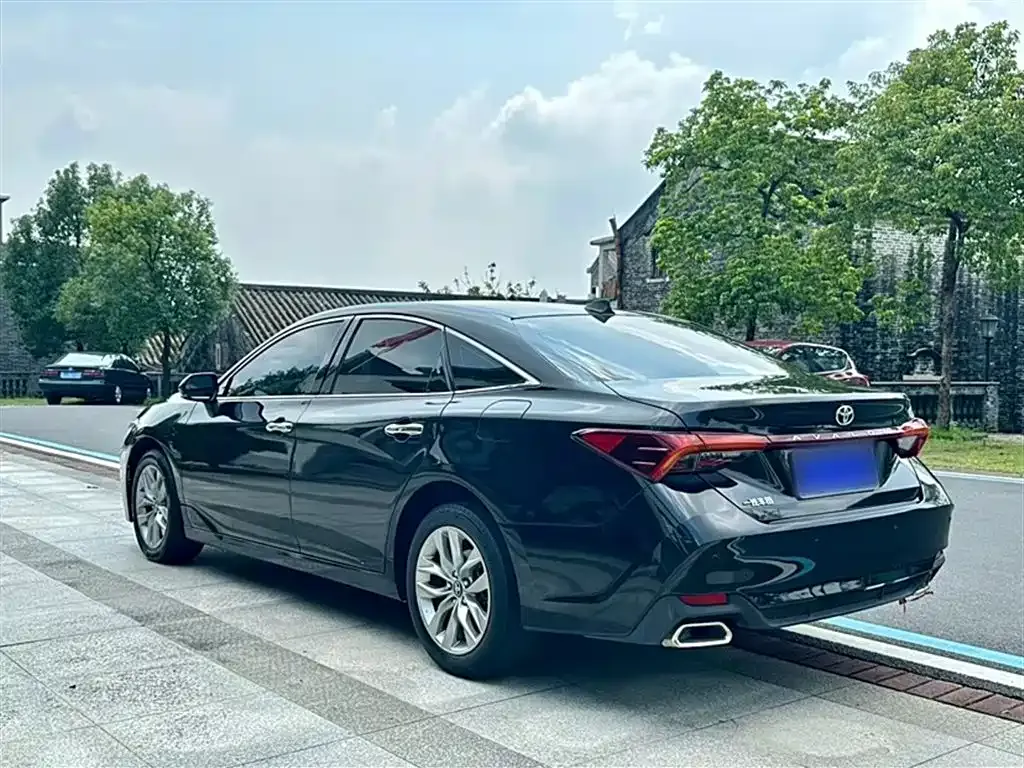 Toyota Avalon 2022 из CN, фото 5