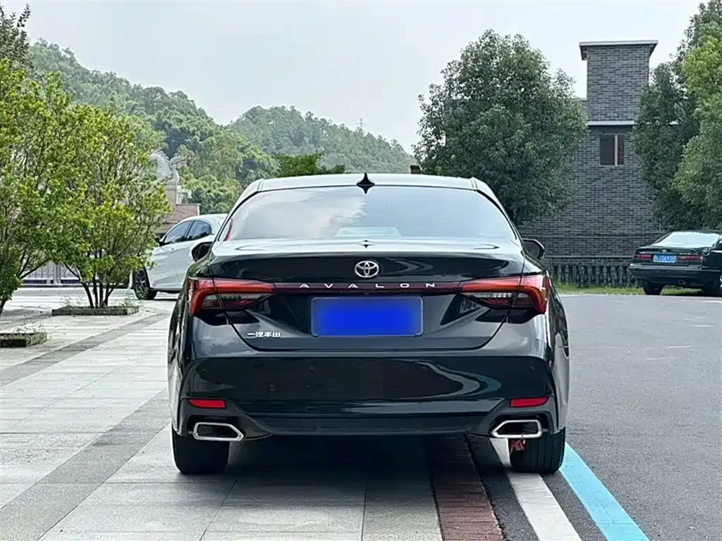 Toyota Avalon 2022 из CN, фото 6