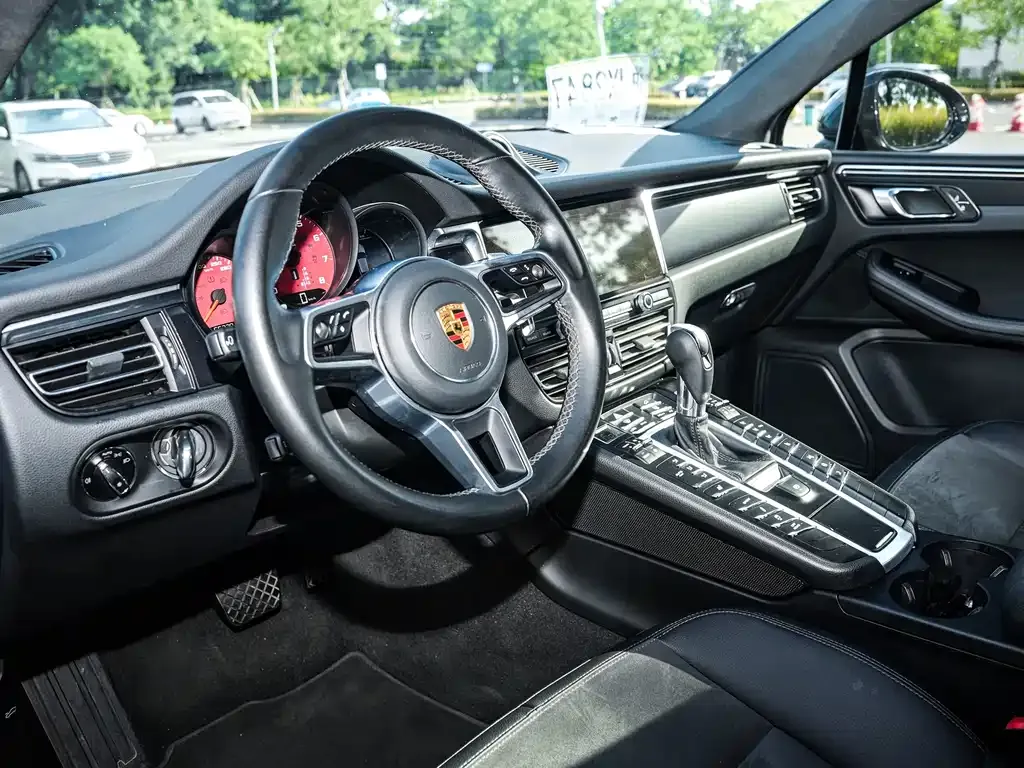 Porsche Macan 2021 из CN, фото 4