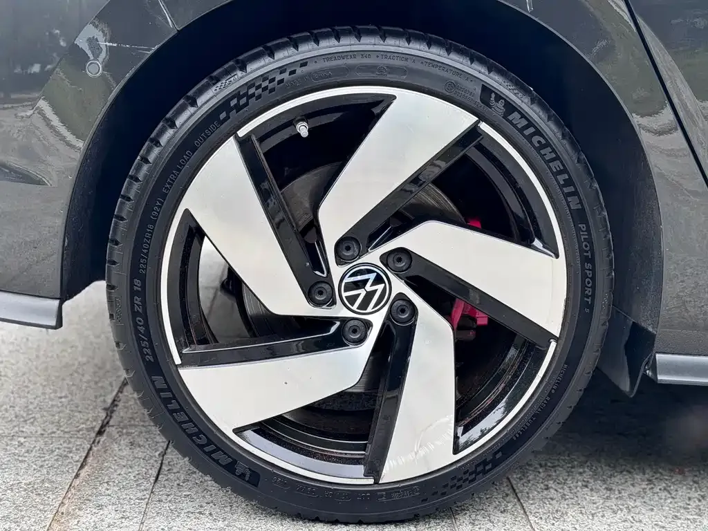 Volkswagen Golf GTI 2021 из CN, фото 9