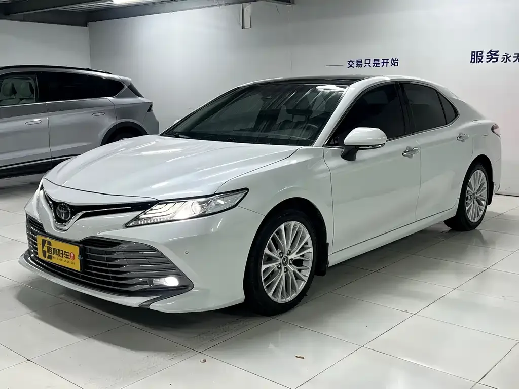 Toyota Camry 2021 из CN, фото 1