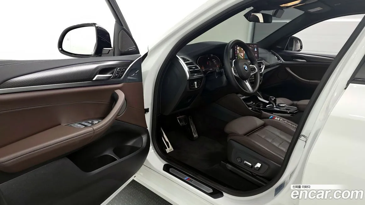 BMW X4 2023 из KR, фото 10
