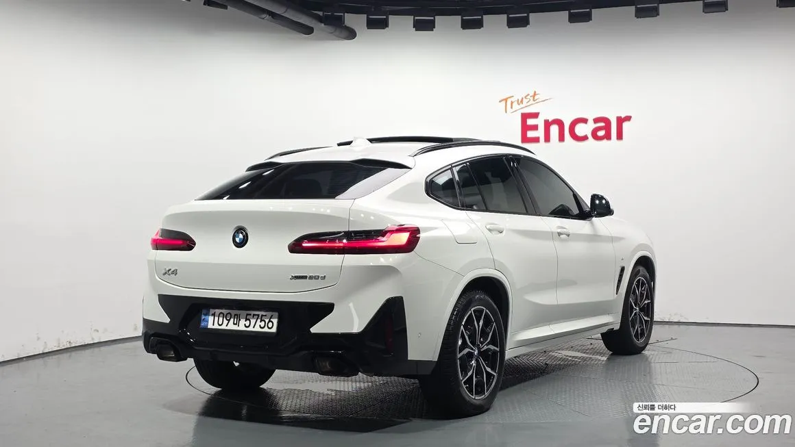 BMW X4 2023 из KR, фото 2