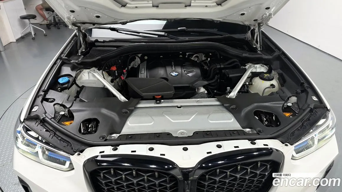 BMW X4 2023 из KR, фото 6