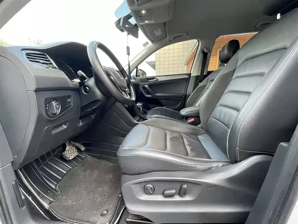 Volkswagen Sagitar 2021 из CN, фото 10
