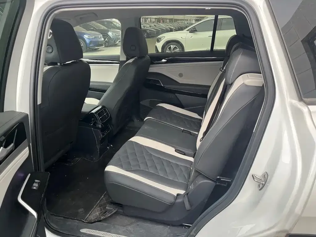 Volkswagen ID.6 Crozz 2024 из CN, фото 6