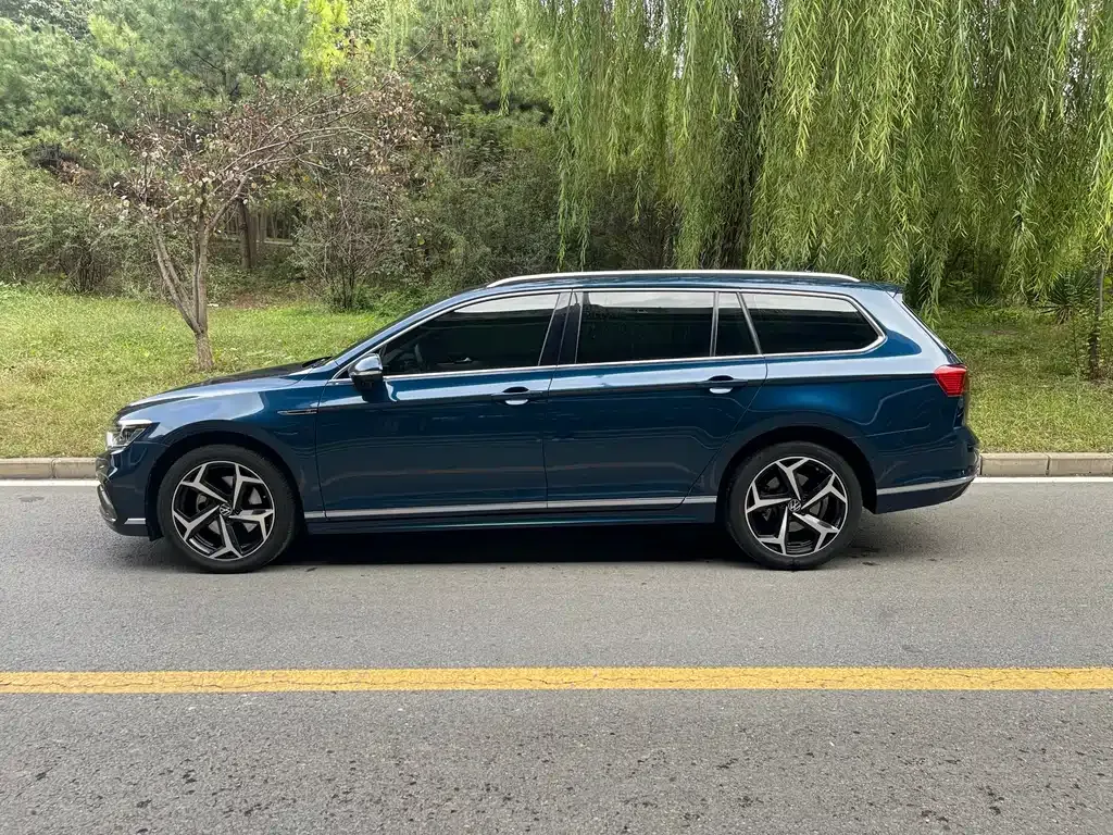 Volkswagen Viloran 2022 из CN, фото 3