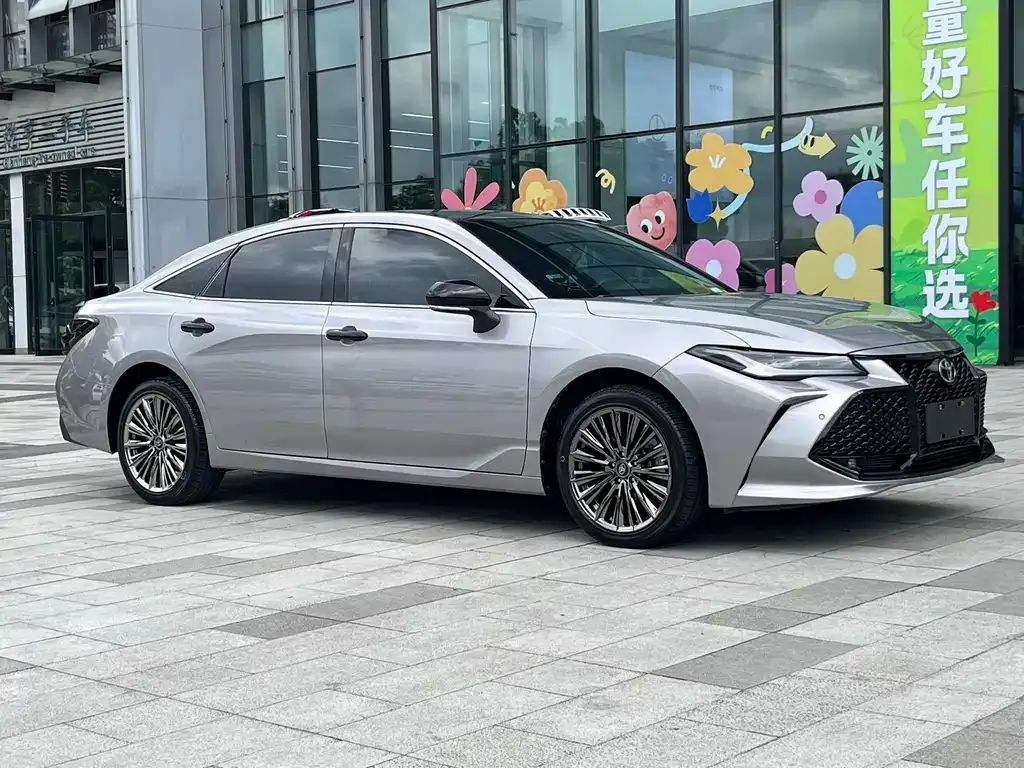 Toyota Avalon 2023 из CN, фото 3