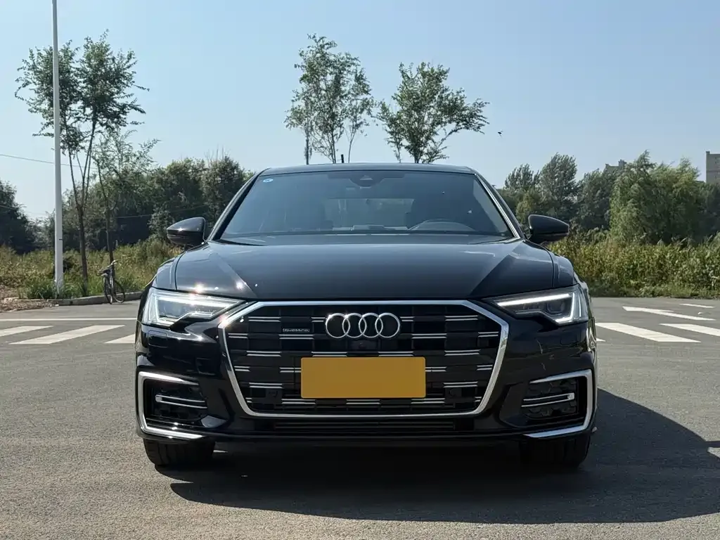 Audi A6L 2022 из CN, фото 2