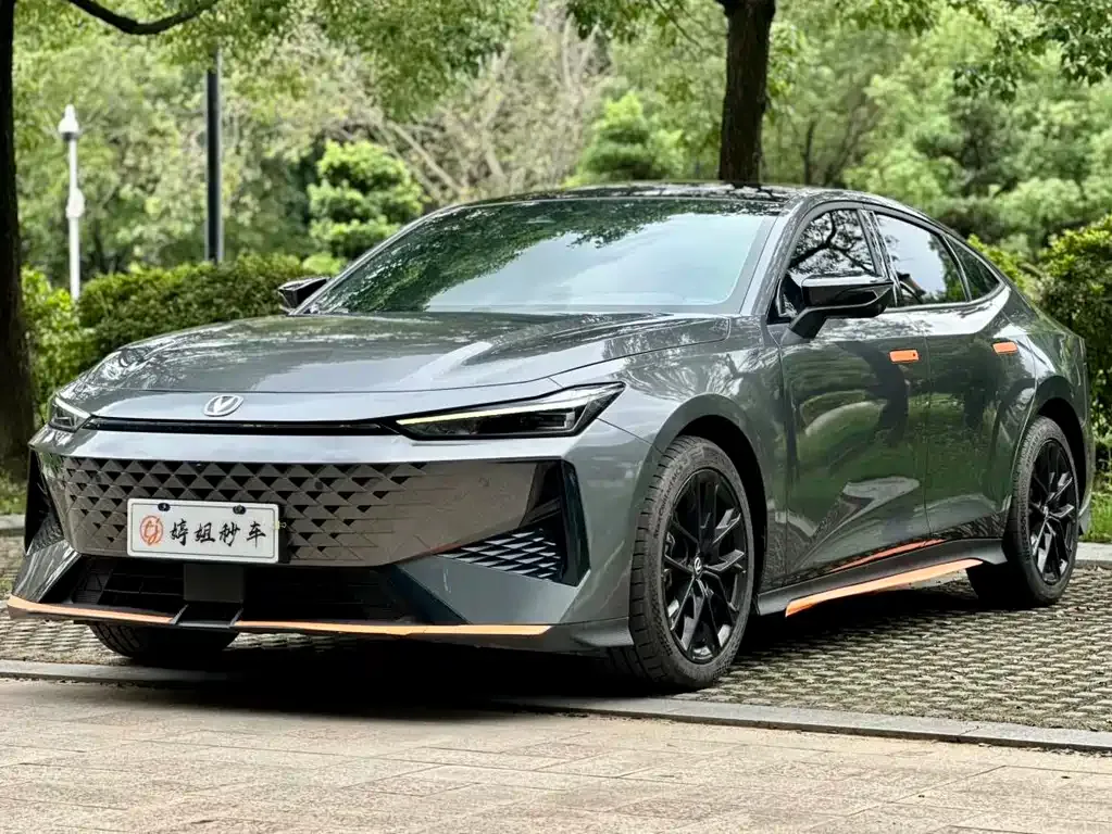 Changan UNI-V 2024 из CN, фото 1