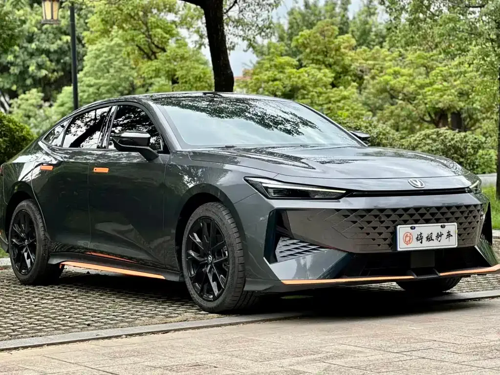 Changan UNI-V 2024 из CN, фото 3