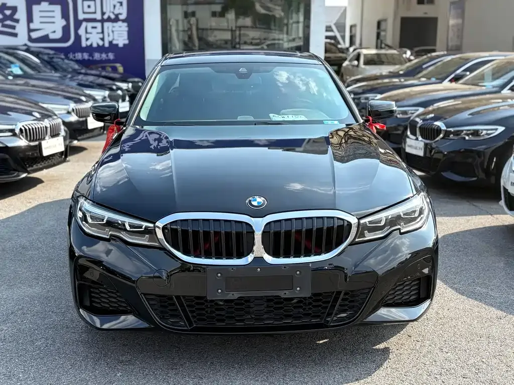 BMW 3 Series 2021 из CN, фото 2