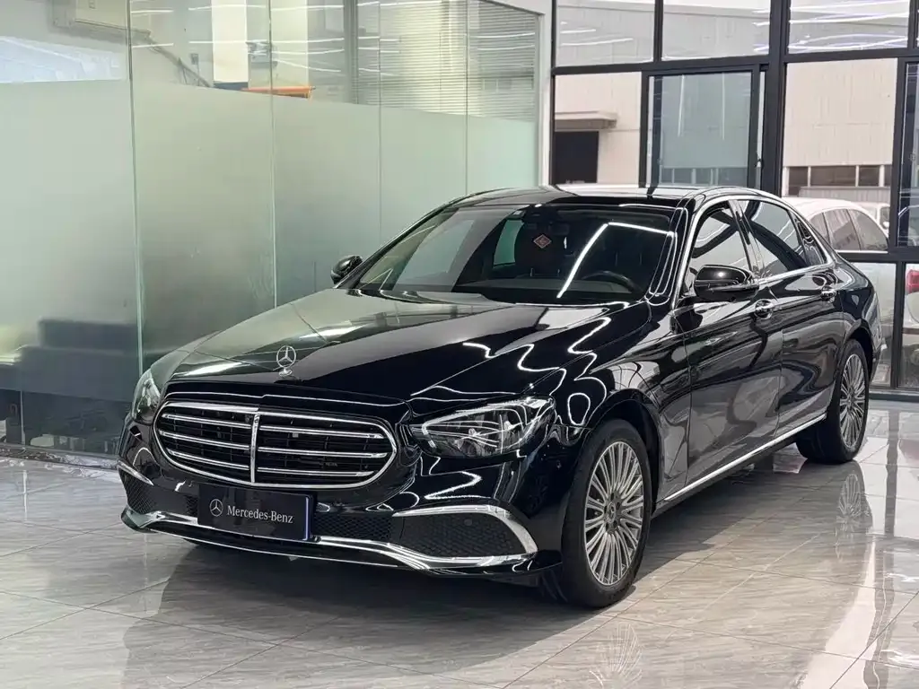 Mercedes-Benz E-Class 2023 из CN, фото 1