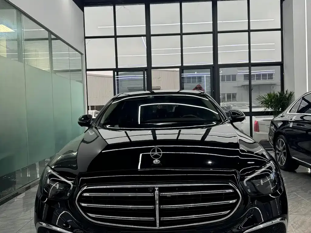 Mercedes-Benz E-Class 2023 из CN, фото 2