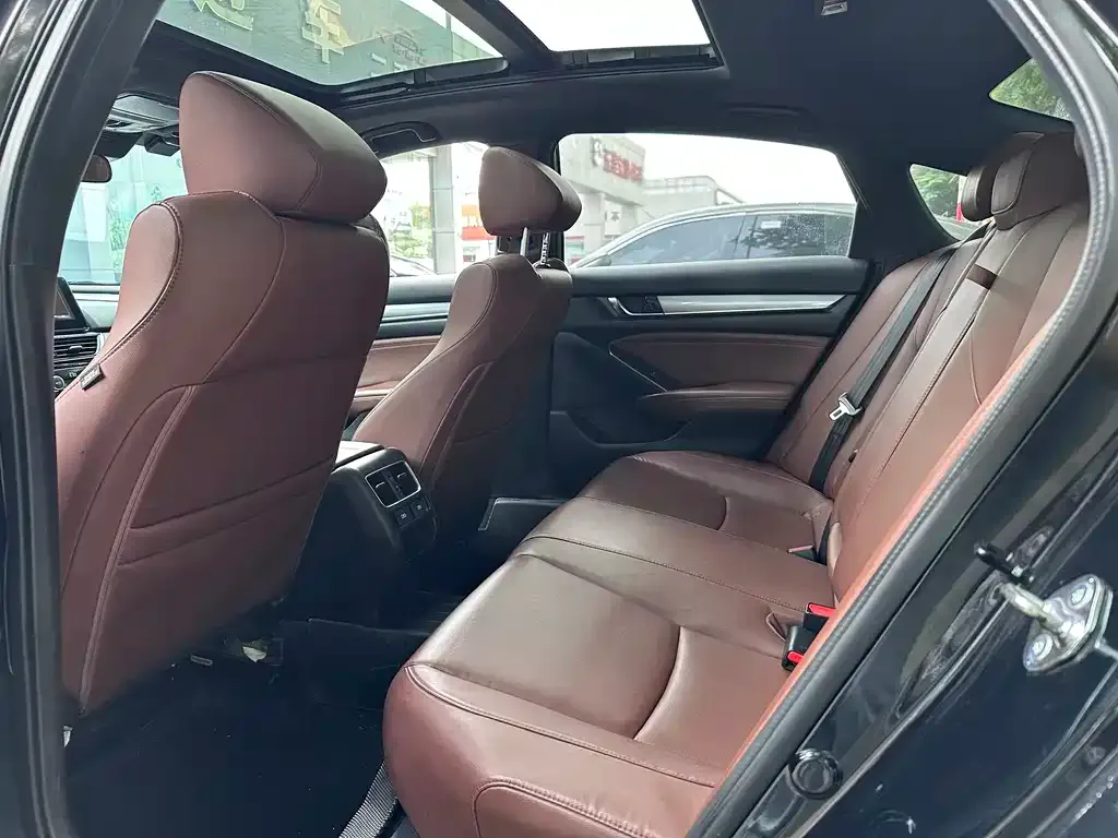 Honda Inspire 2022 из CN, фото 5