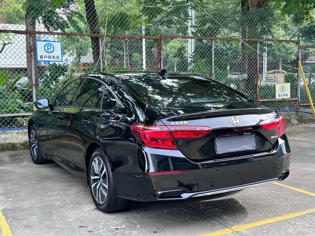 Honda Inspire 2022 из CN, фото 9