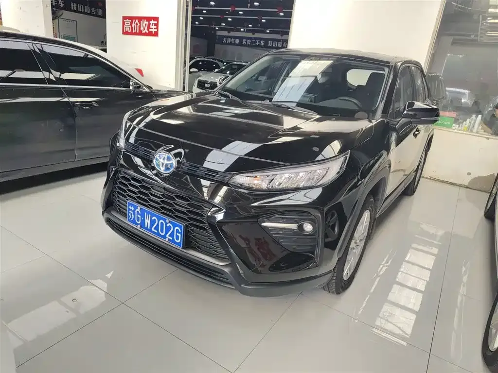 Toyota Wildlander 2021 из CN, фото 2