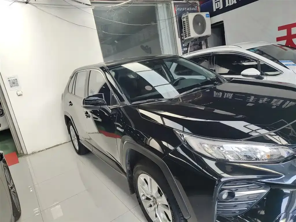 Toyota Wildlander 2021 из CN, фото 9