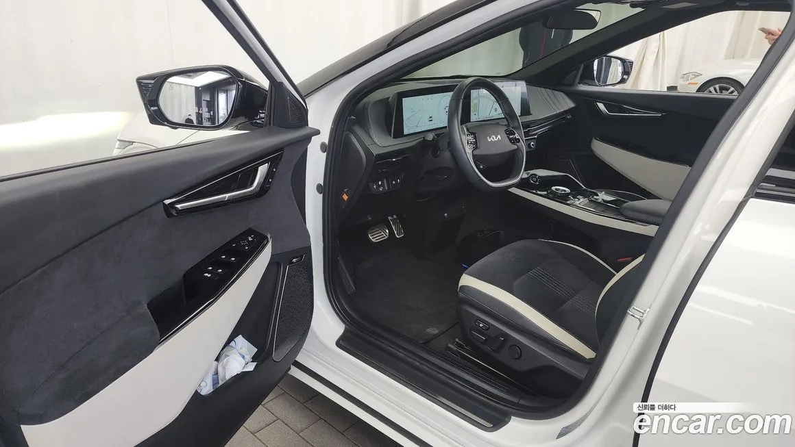 Kia EV6 2022 из KR, фото 10
