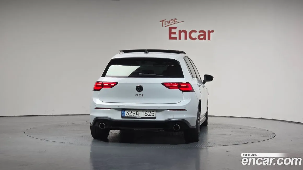 Volkswagen Golf 2022 из KR, фото 4