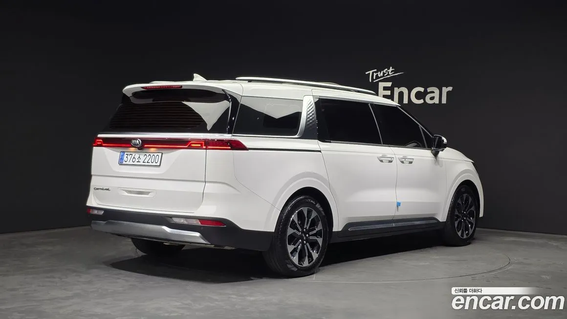 Kia Carnival 2021 из KR, фото 2