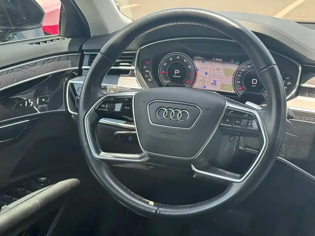 Audi A8 2022 из CN, фото 4