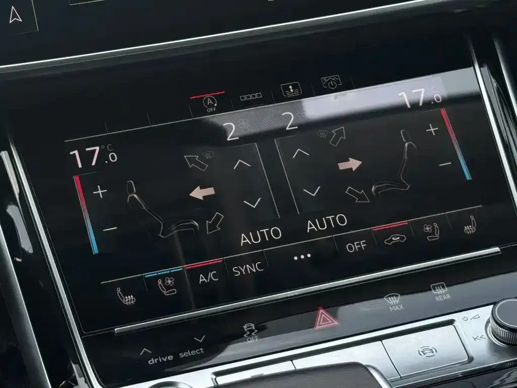 Audi A8 2022 из CN, фото 6