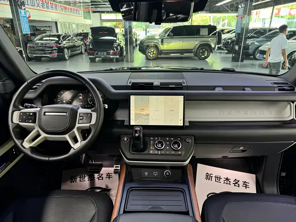 Land Rover Defender 2024 из CN, фото 8