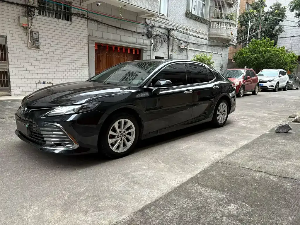 Toyota Camry 2022 из CN, фото 1