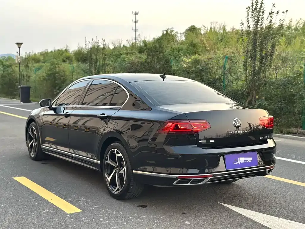 Volkswagen Magotan 2023 из CN, фото 9