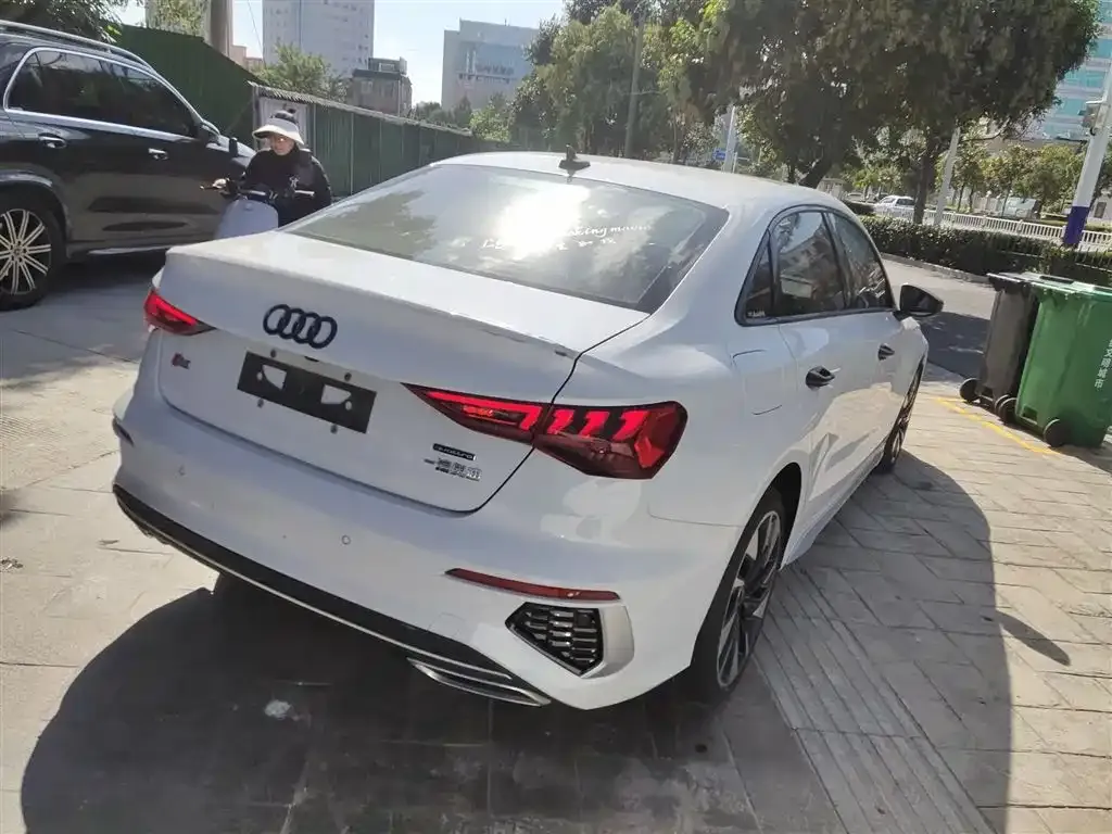 Audi A3 2022 из CN, фото 7