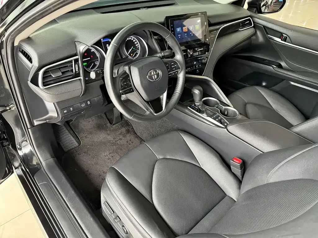 Toyota Camry 2021 из CN, фото 5