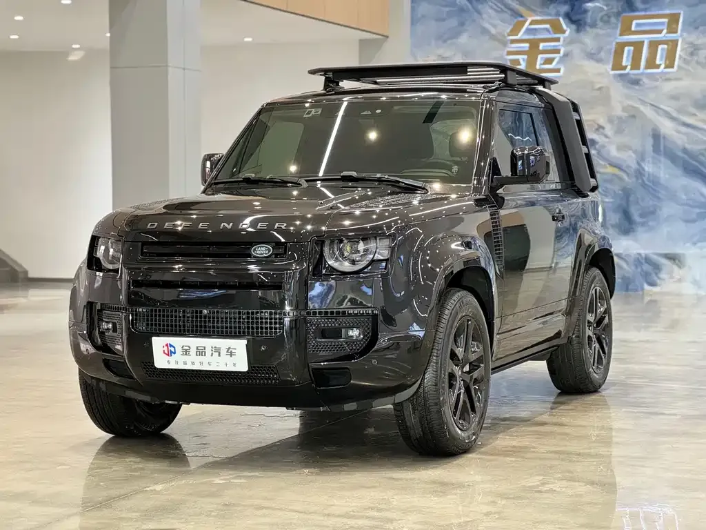 Land Rover Defender — фото 1