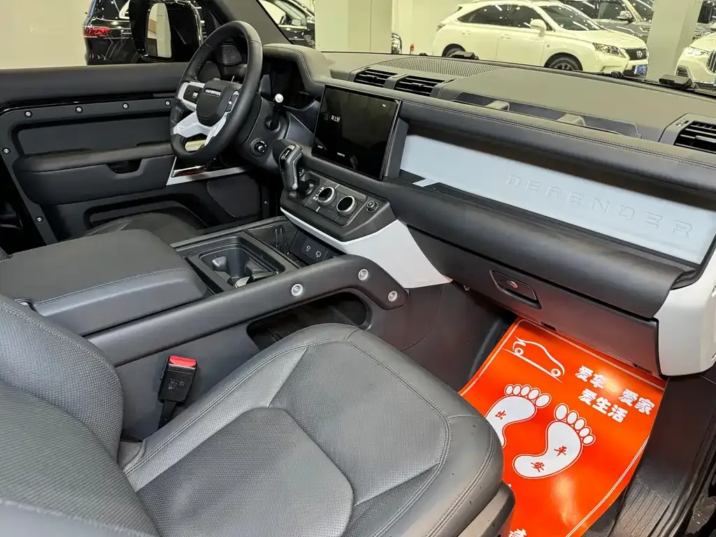 Land Rover Defender — фото 9