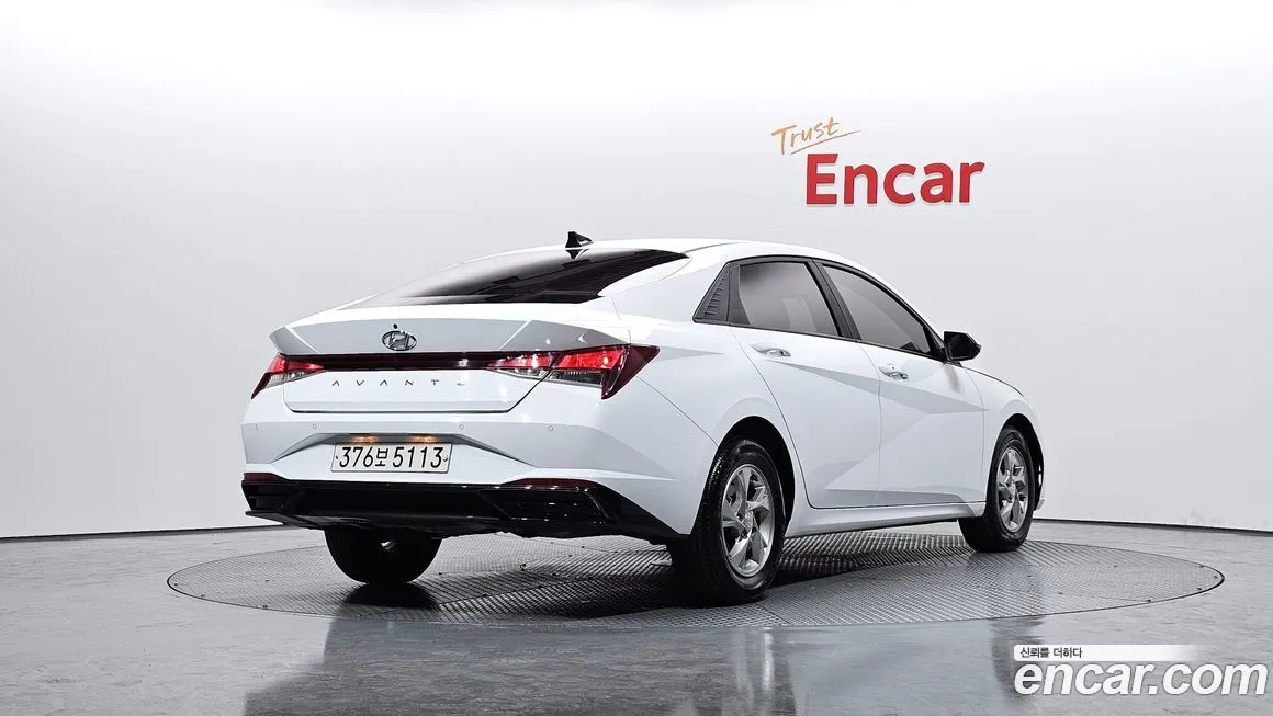 Hyundai AVANTE 2023 из KR, фото 2