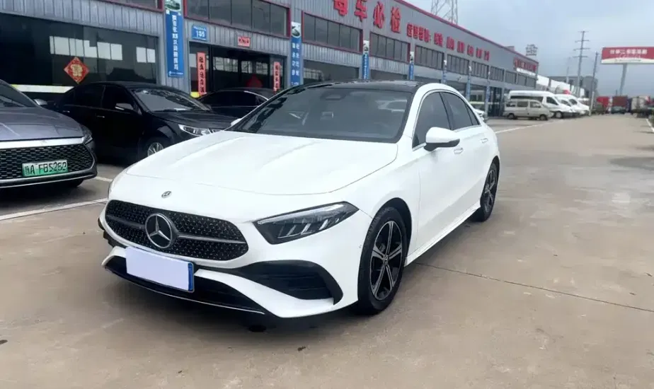 Mercedes-Benz A-Class — фото 1
