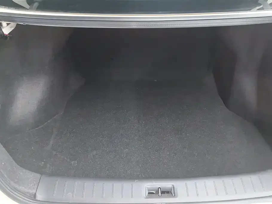 Nissan Sylphy 2024 из CN, фото 4