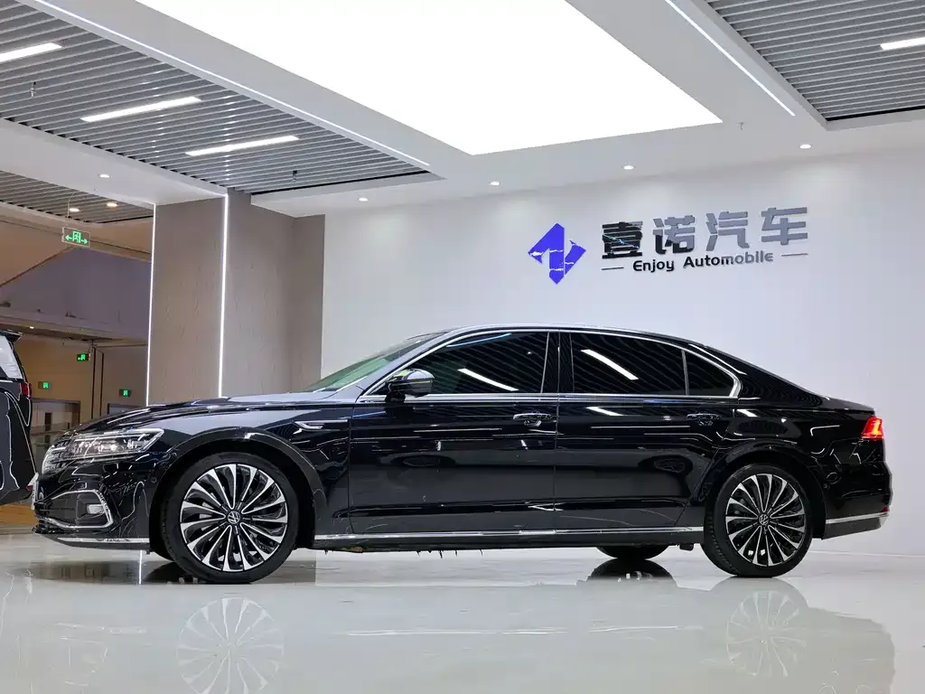 Volkswagen Phideon — фото 3