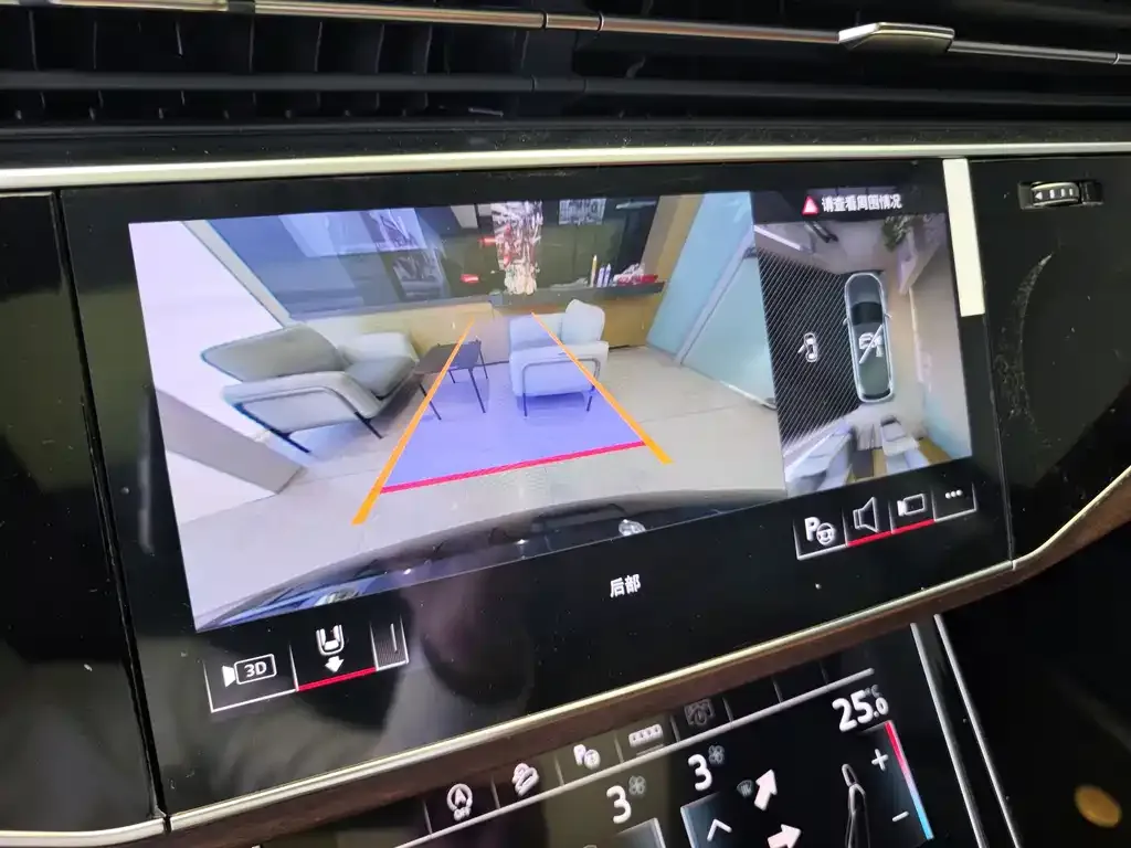 Audi Q7 2024 из CN, фото 10