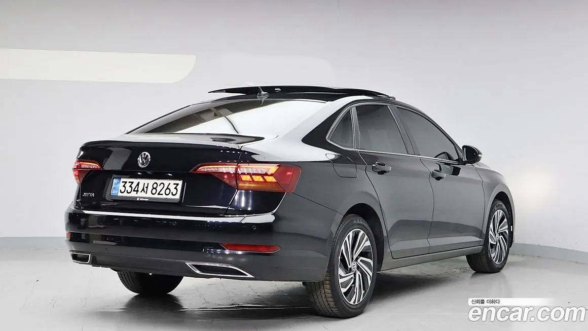 Volkswagen Jetta — фото 3