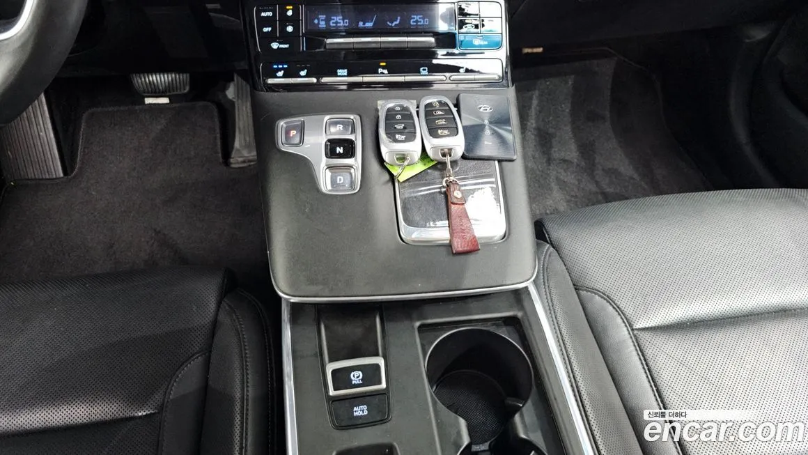 Hyundai Grandeur — фото 9