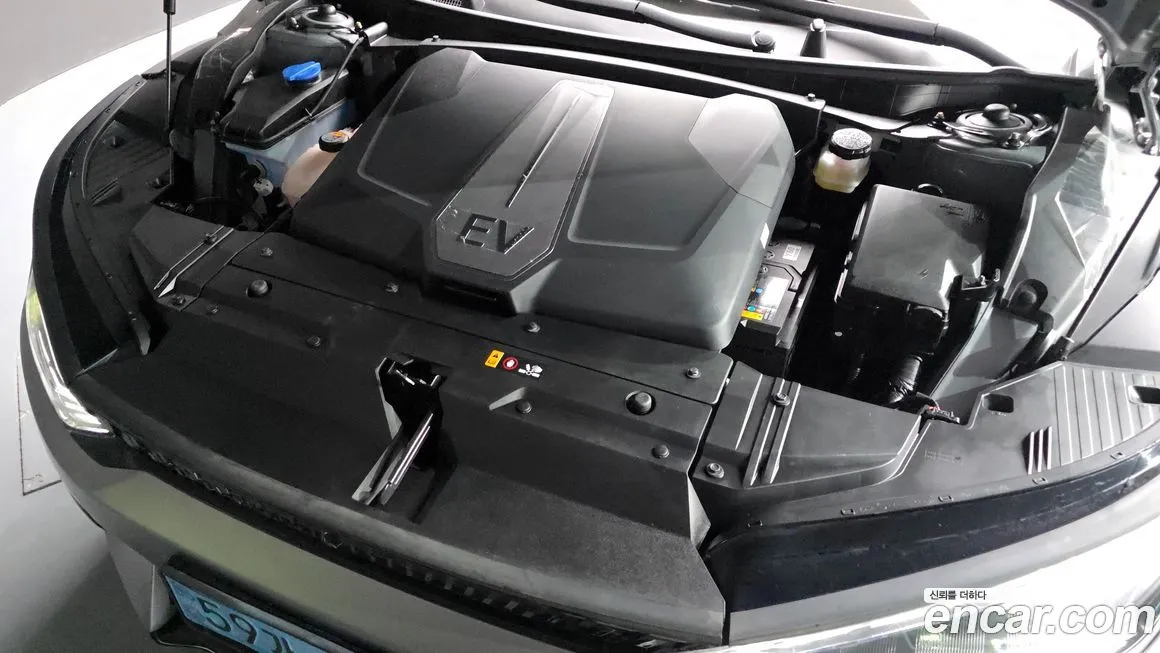 Kia EV6 — фото 6