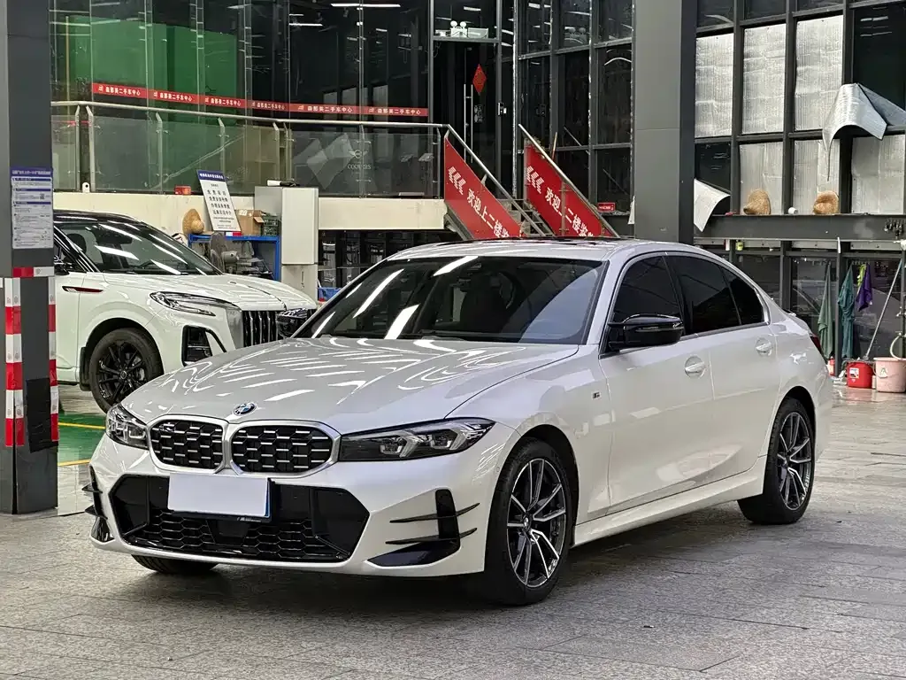 BMW 3 Series — фото 1