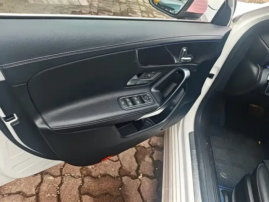 Mercedes-Benz A-Class 2021 из CN, фото 7